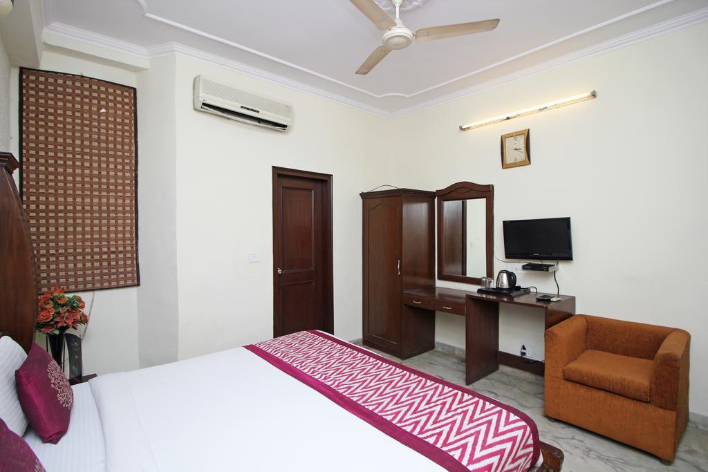 Hotel Garden View Delhi  Exterior photo